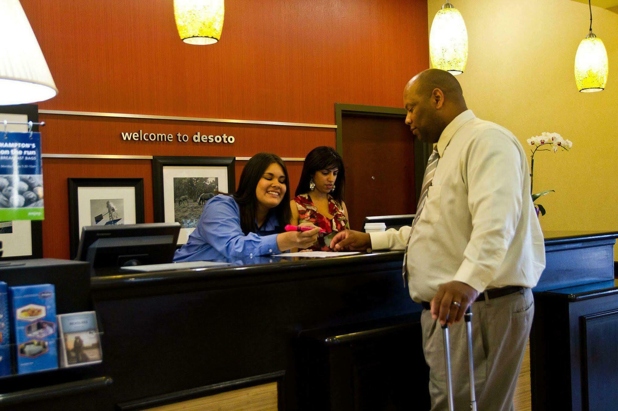 Hampton Inn&Suites Dallas-DeSoto Interior foto